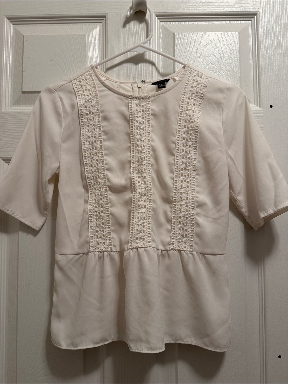 Ann Taylor Petite Cream Eyelet-Trim Shell